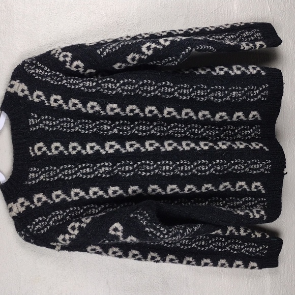 Davis & Squire Hand Knit Shetland Wool Black Crew Neck Cable Knit Sweater - Picture 8 of 11